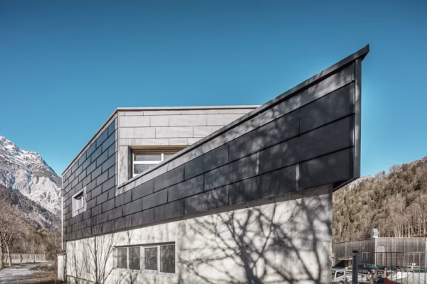 PREFA_Solar_Fassade_Vlbg_8368